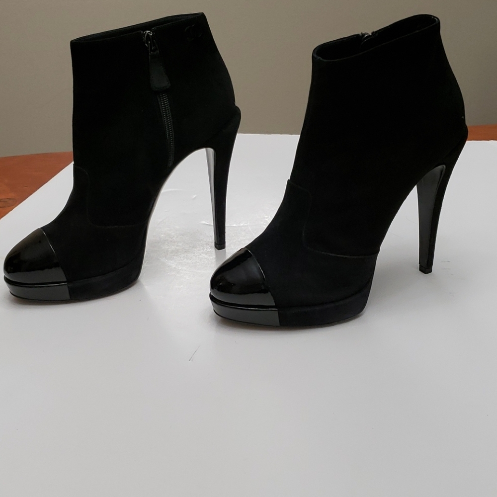 CHANEL booties - Picture 10 of 13